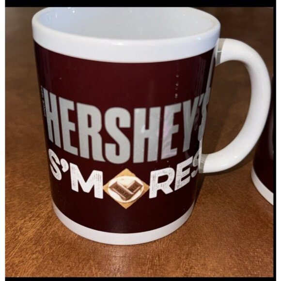 Hersheys Smores Mug Set & Storage Box - Picture 4 of 16